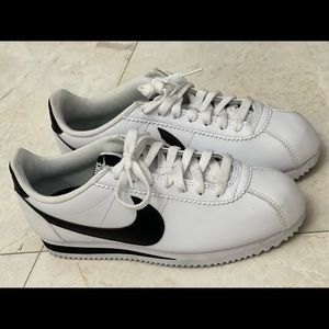Selling never worn - brand new - Nike Classic Cortez Leather White & Black shoes